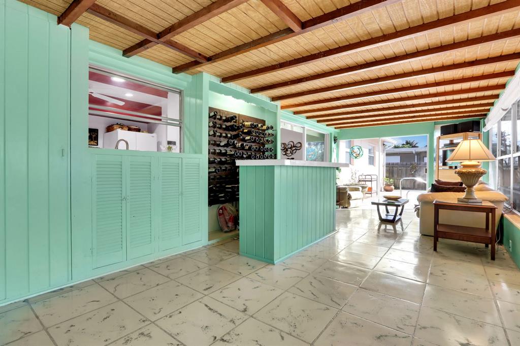 LAKE OSBORNE ESTATES 10 - Residential