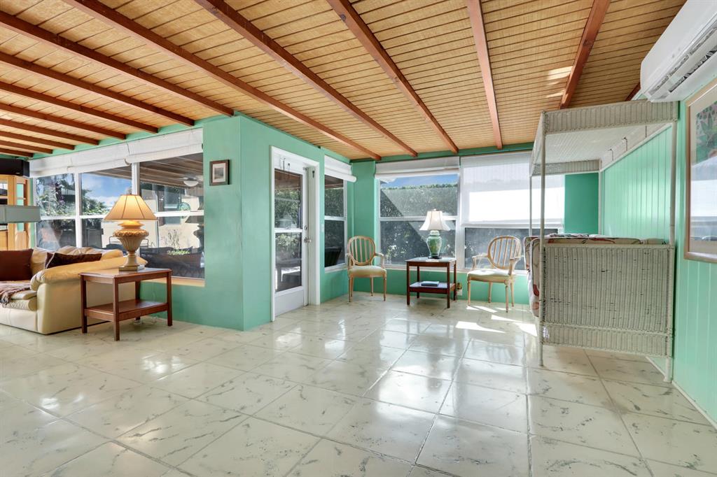 LAKE OSBORNE ESTATES 10 - Residential