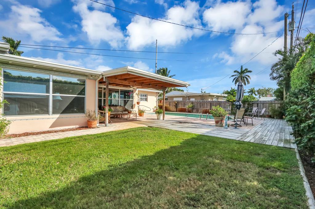 LAKE OSBORNE ESTATES 10 - Residential