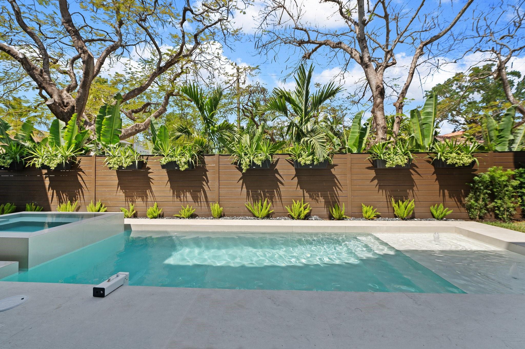 VICTORIA PARK - Residential