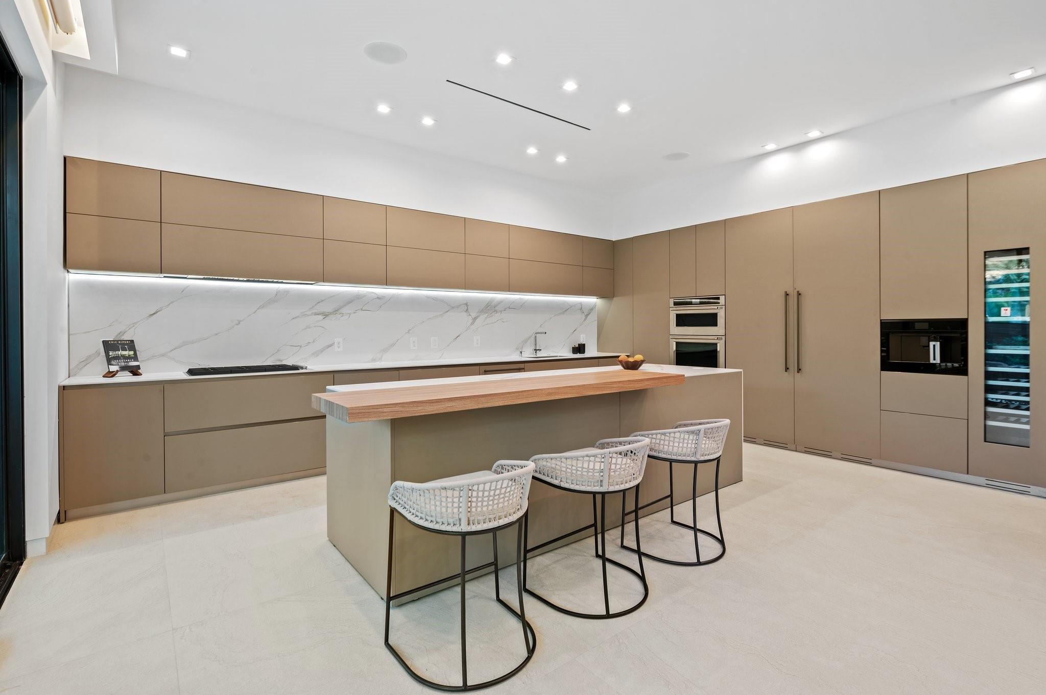 VICTORIA PARK - Residential