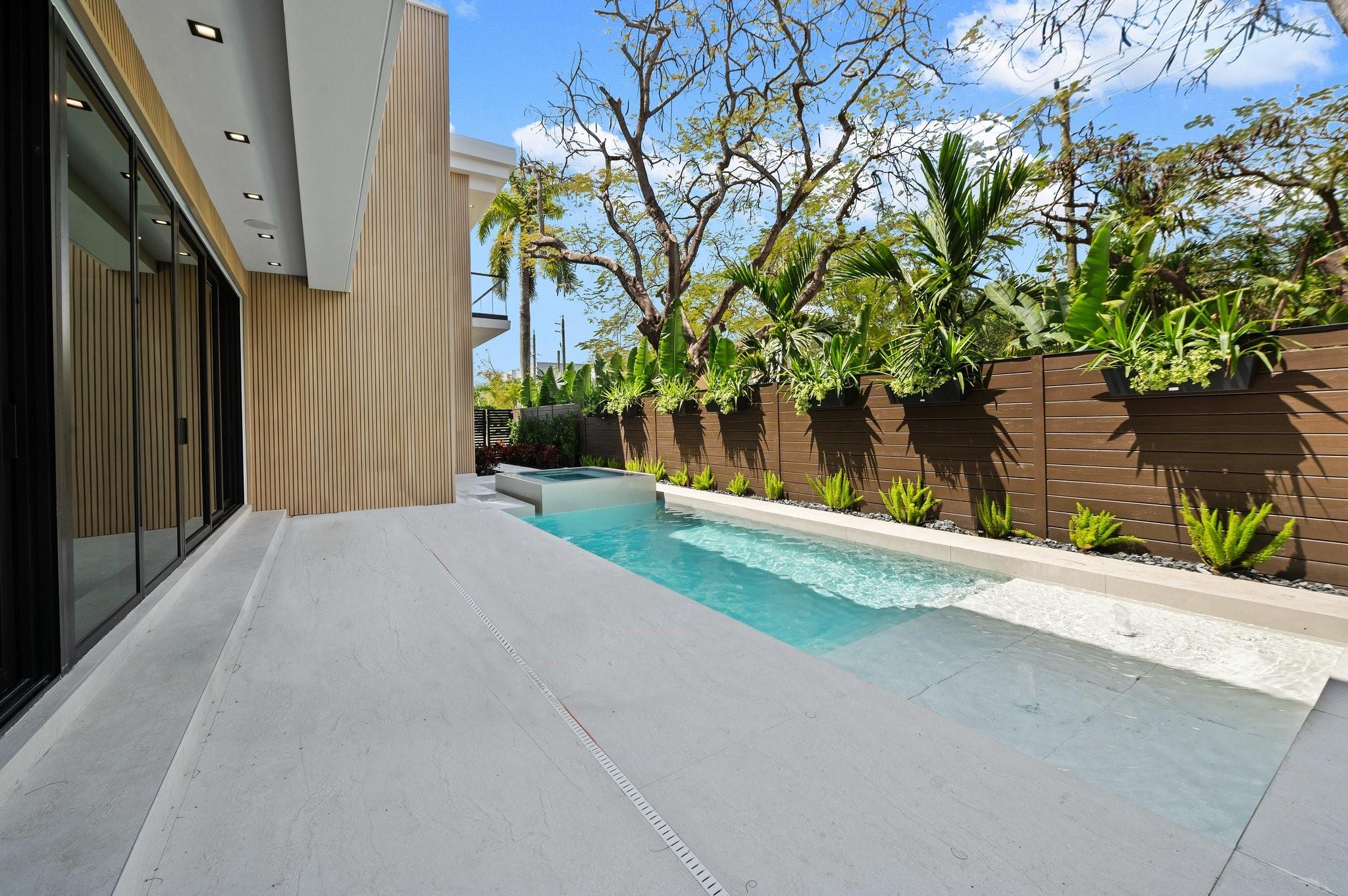 VICTORIA PARK - Residential