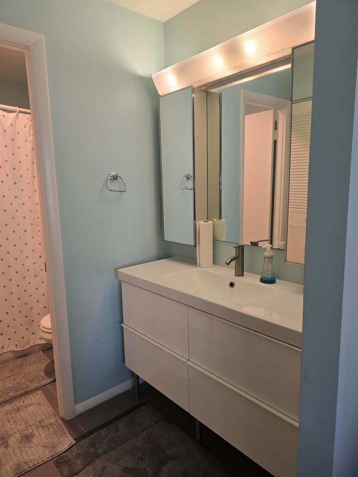 GOLDEN LAKES VILLAGE - Residential