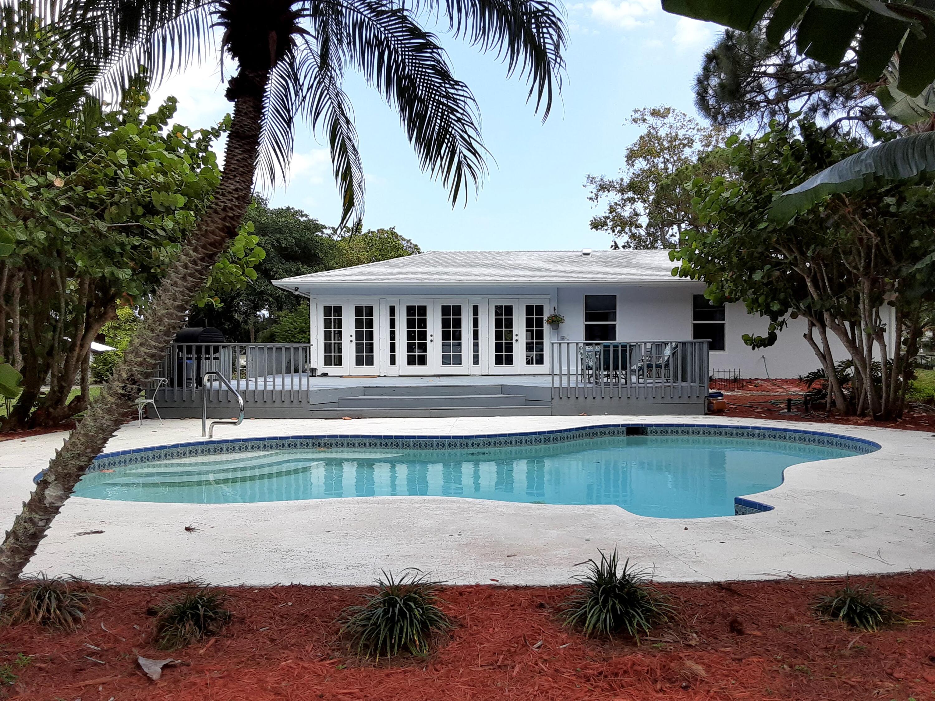 Square Lake In - Residential