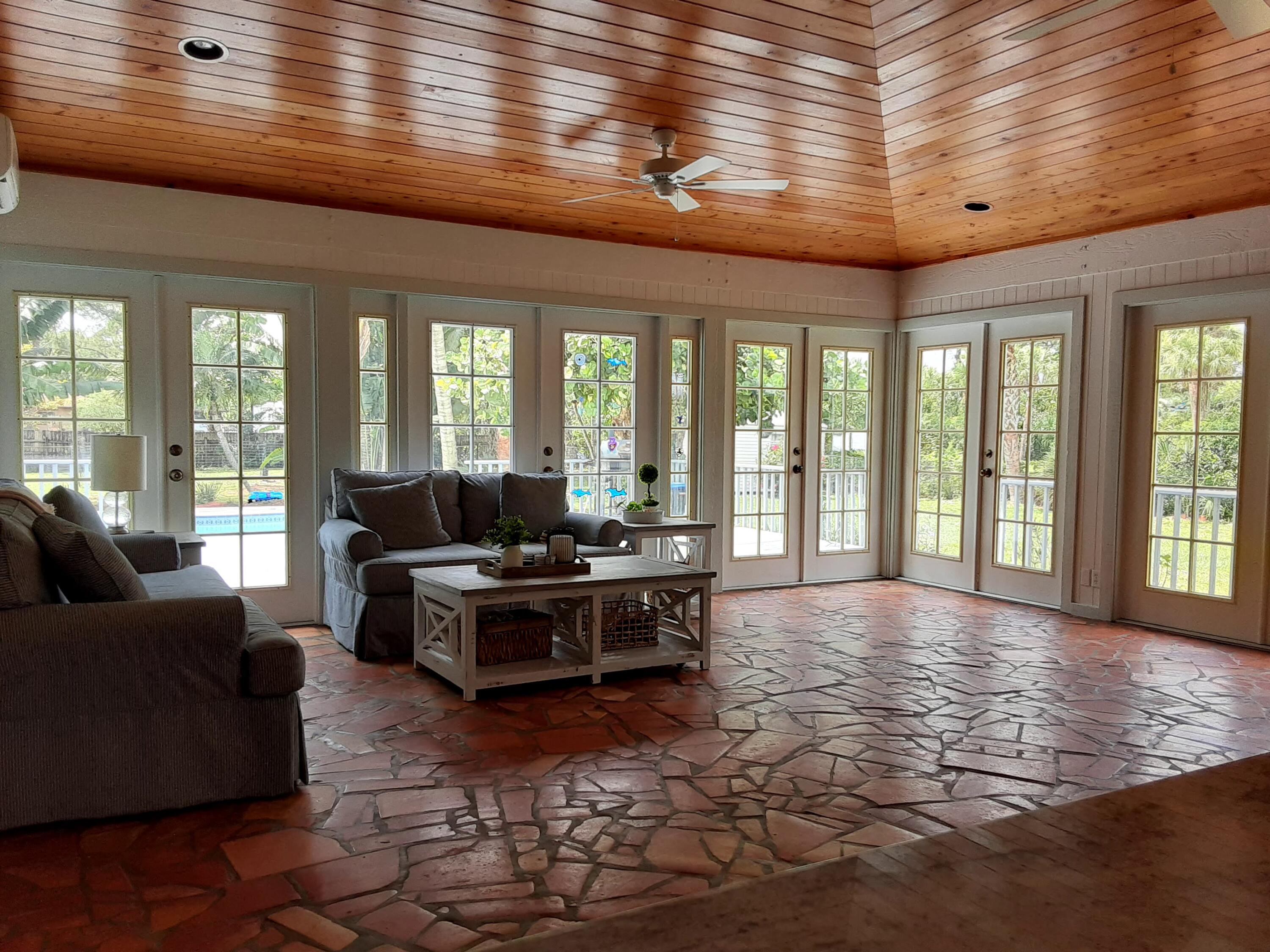 Square Lake In - Residential