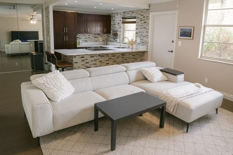 2400 NE 10th St 203 Pompano Beach FL 33062