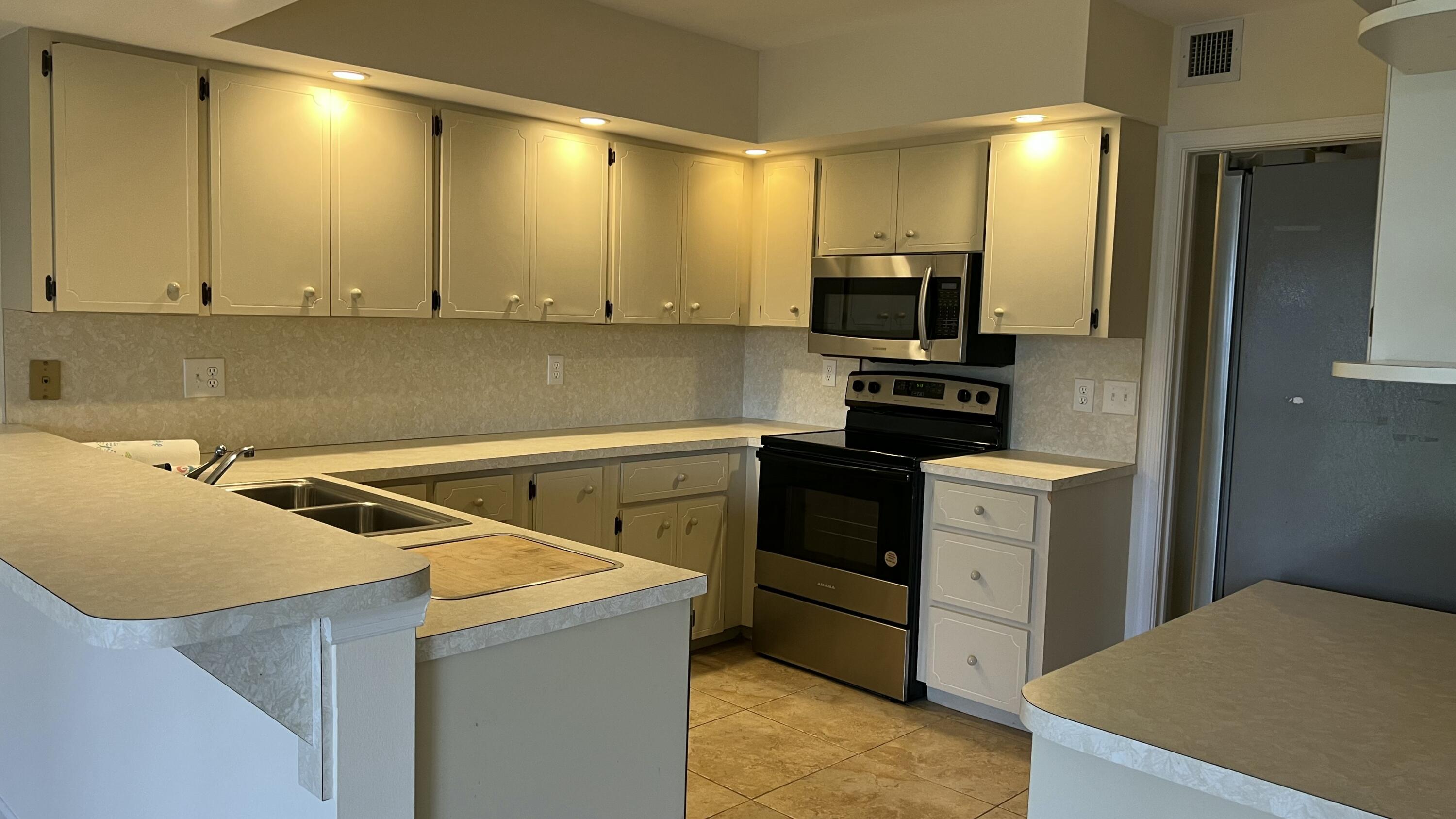 TURTLE CREEK EAST CONDO - Residential