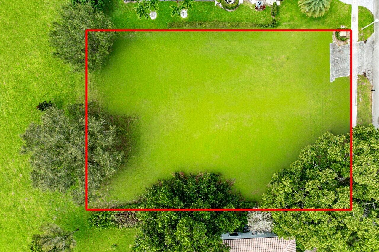 Boca Raton Bath & Tennis - Land