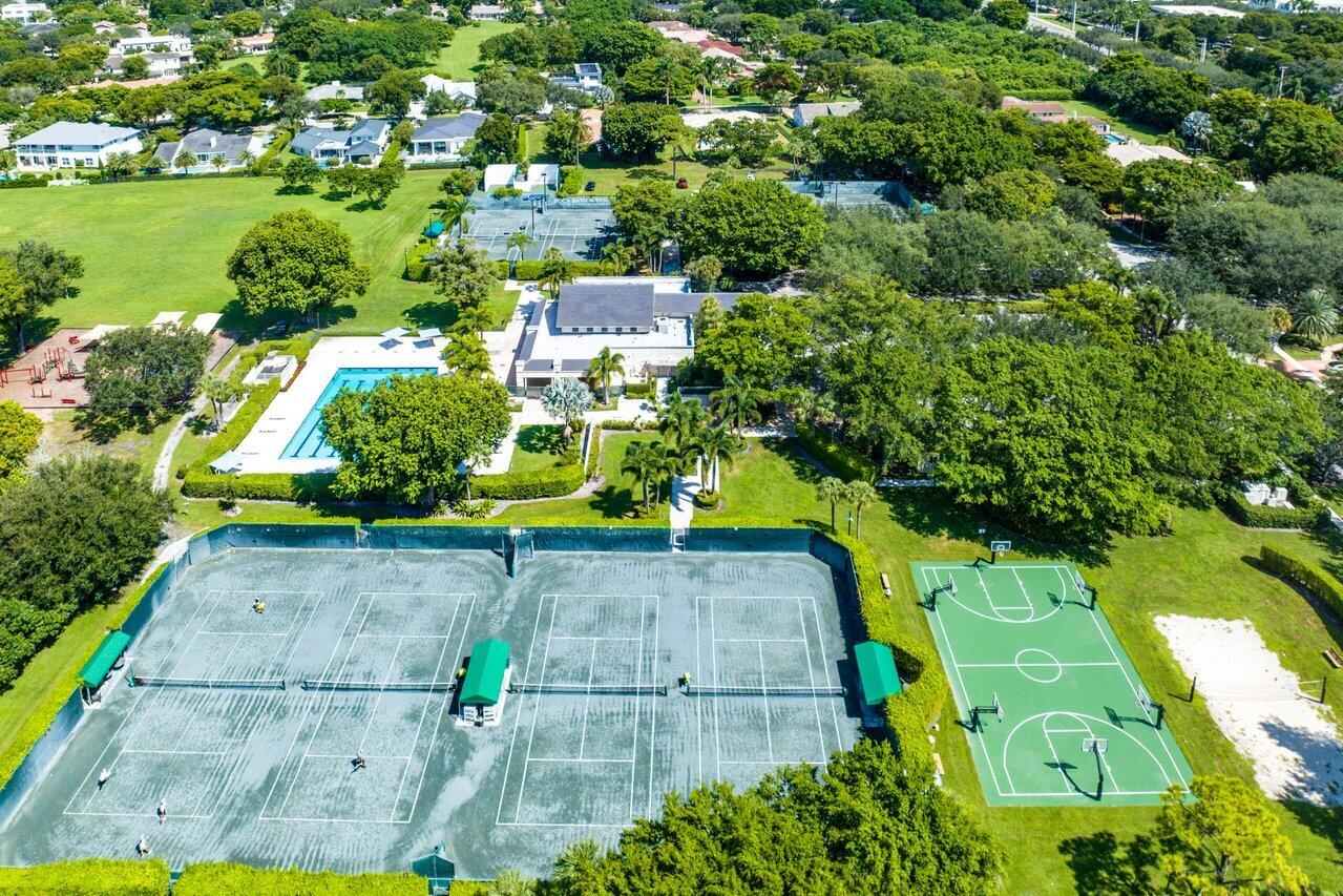 Boca Raton Bath & Tennis - Land