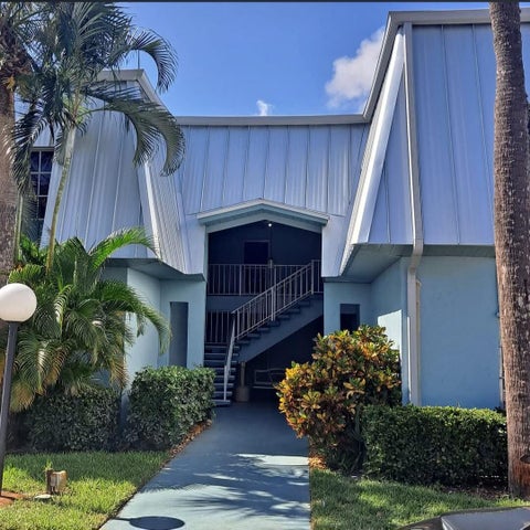 Photo of 950 S Kanner Highway #E4, Stuart, FL 34994 (MLS # B26086365)