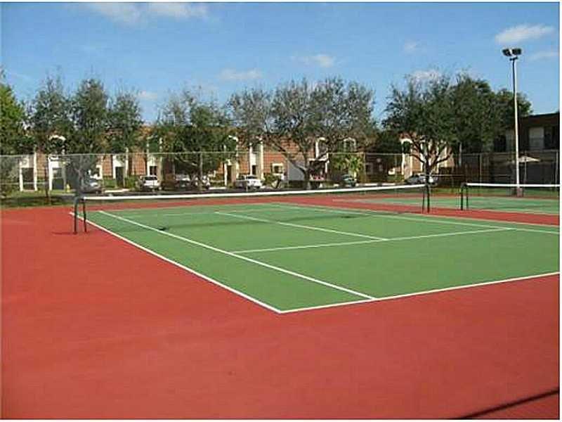 CHATEAULAINE - Residential Lease