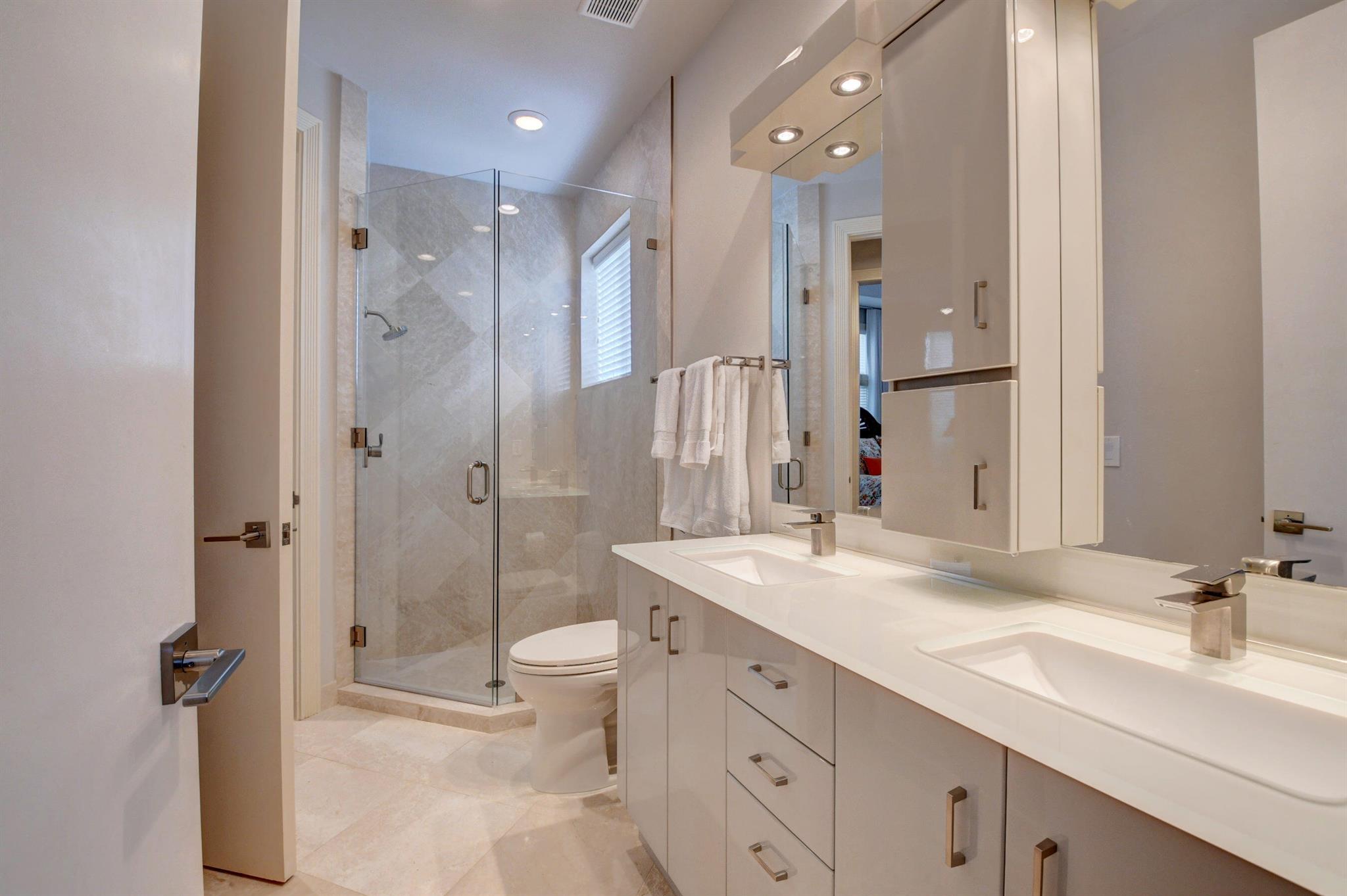 ST ANDREWS COUNTRY CLUB - Residential