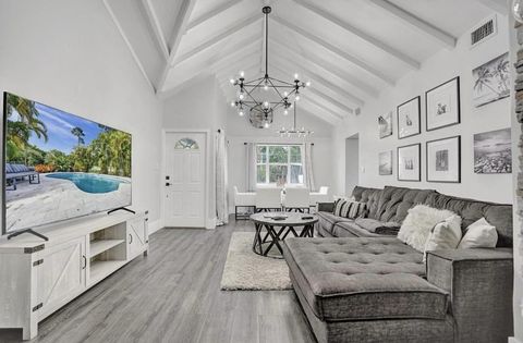 502 Rambling Drive Circle Circle #1 Wellington FL 33414