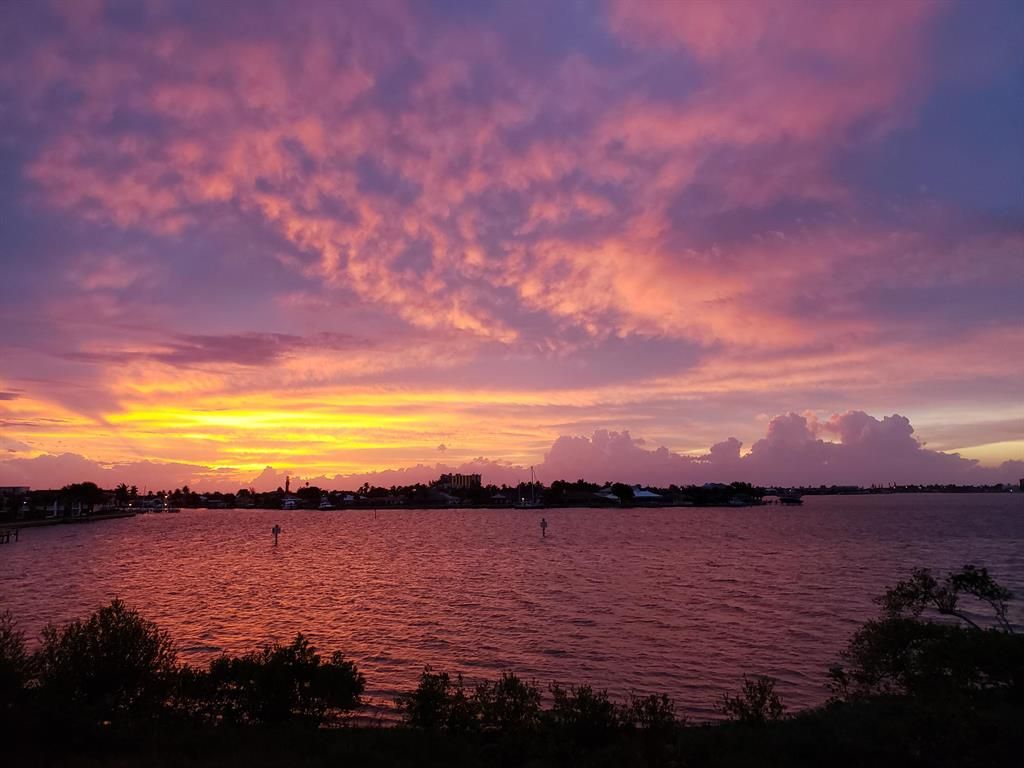 Photo of 3 Harbour Isle Drive Dr E #203, Fort Pierce, FL 34949 (MLS # R10683798)