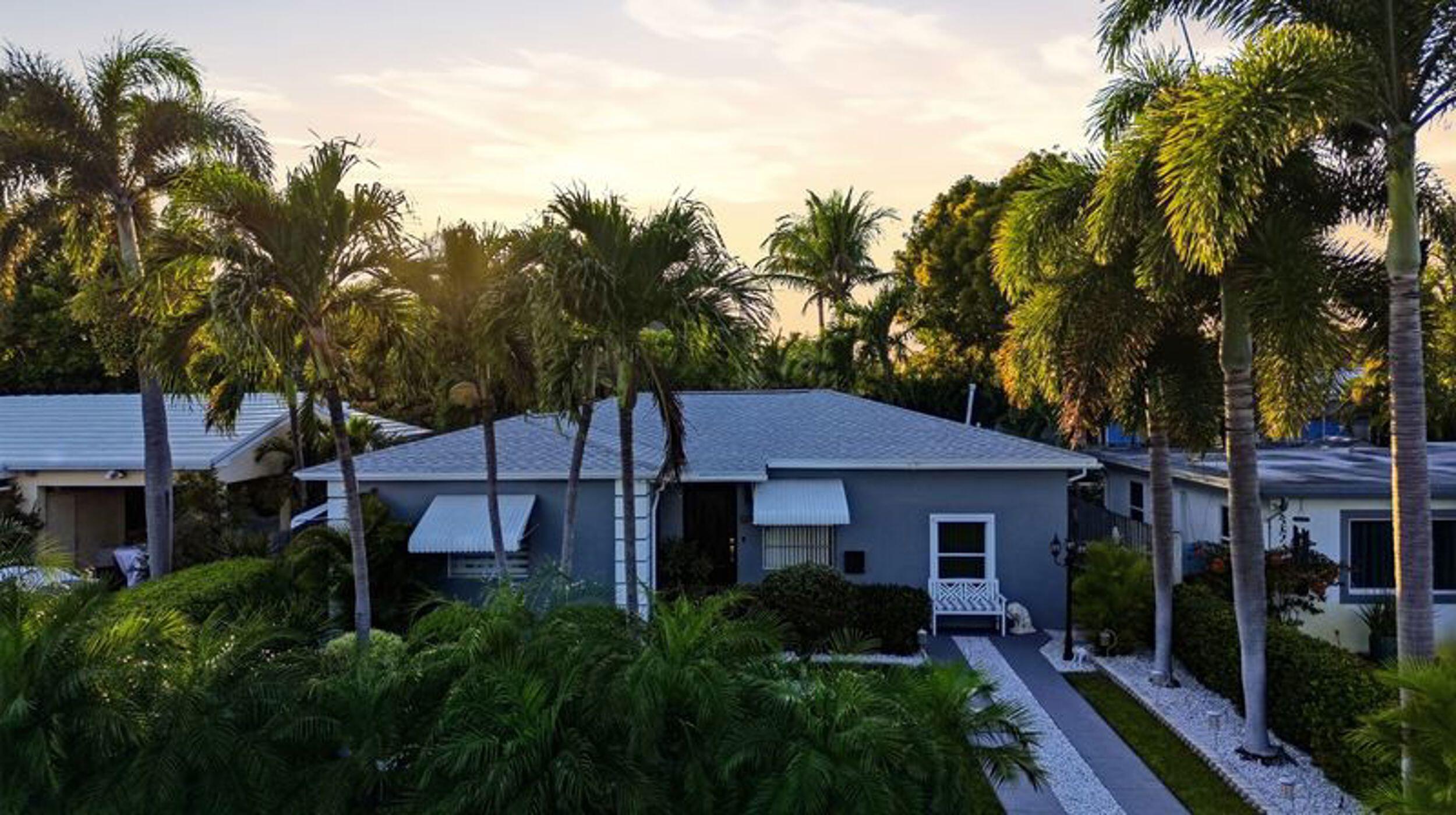 NORTH LAKE WORTH - Residential