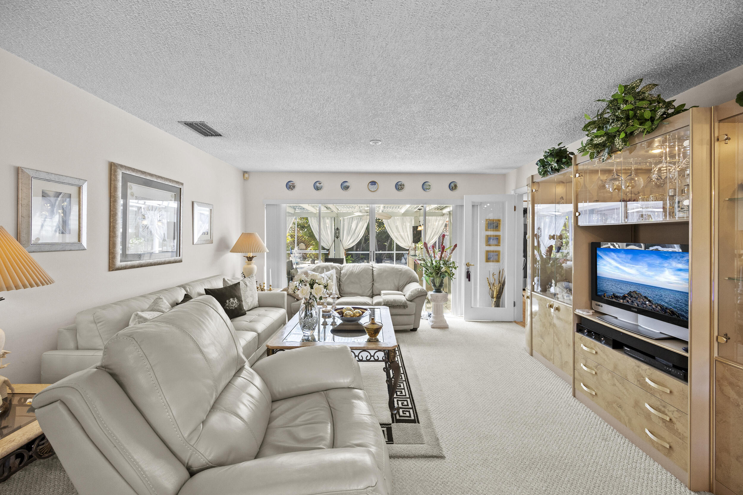 NORTH LAKE WORTH - Residential