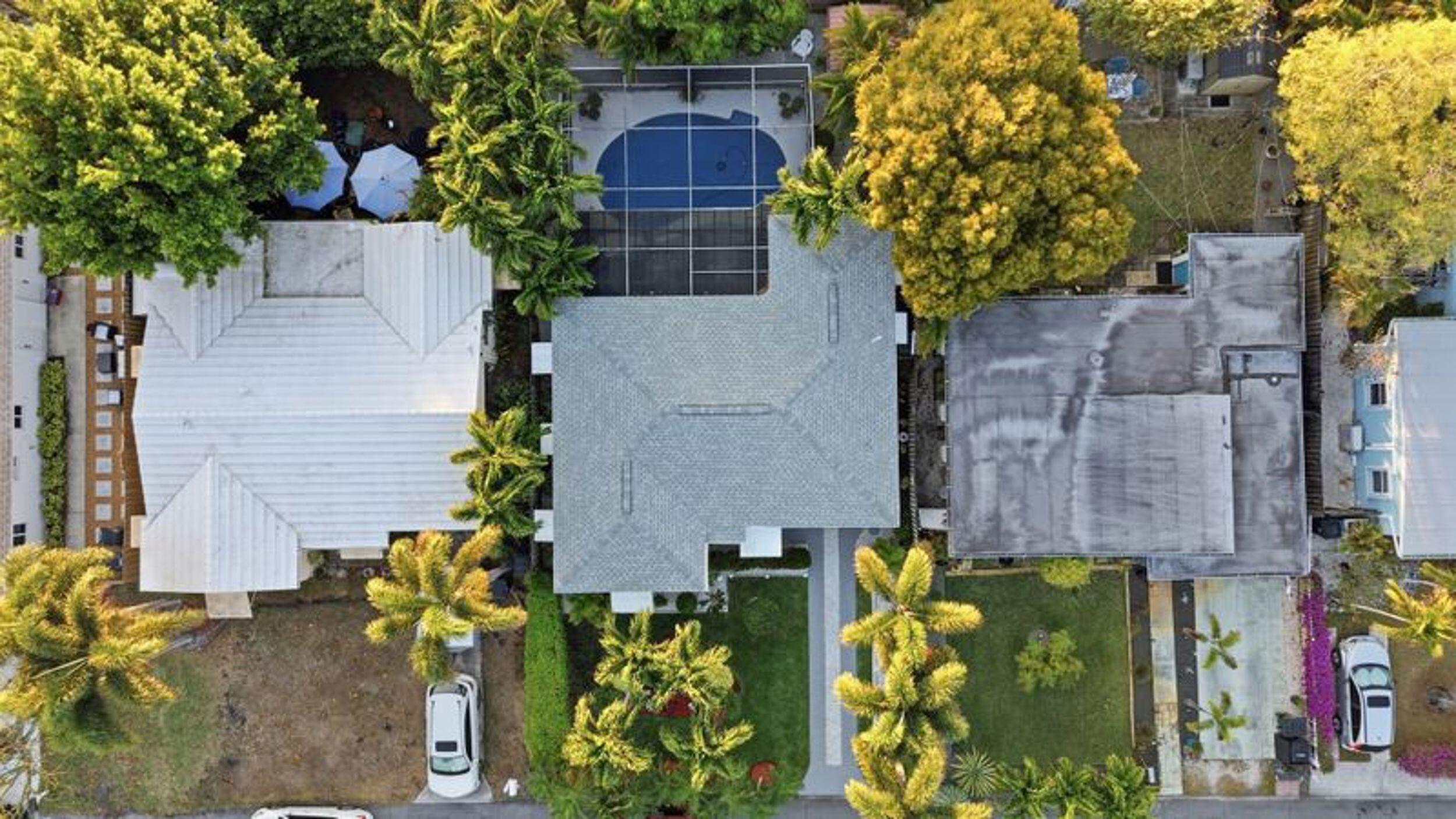 NORTH LAKE WORTH - Residential