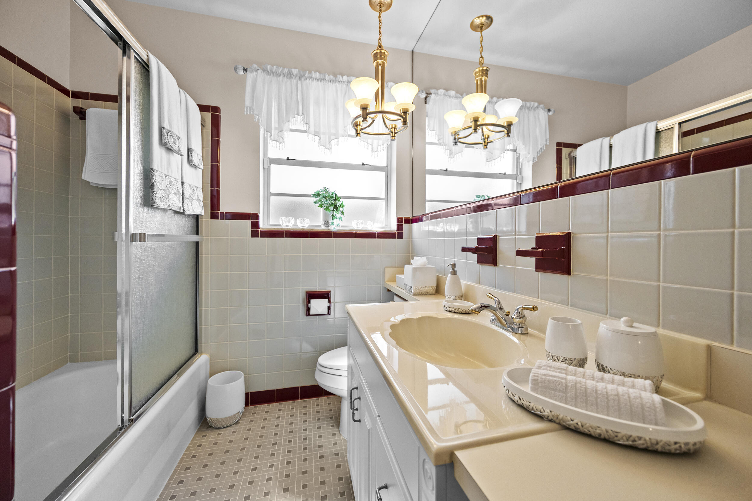 NORTH LAKE WORTH - Residential