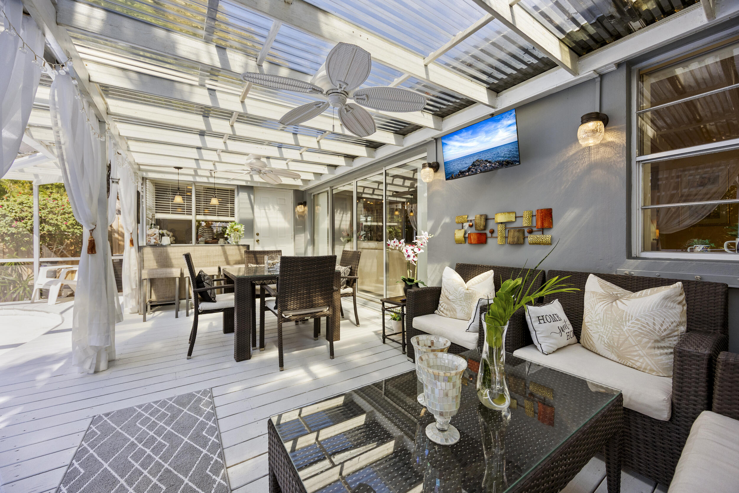 NORTH LAKE WORTH - Residential