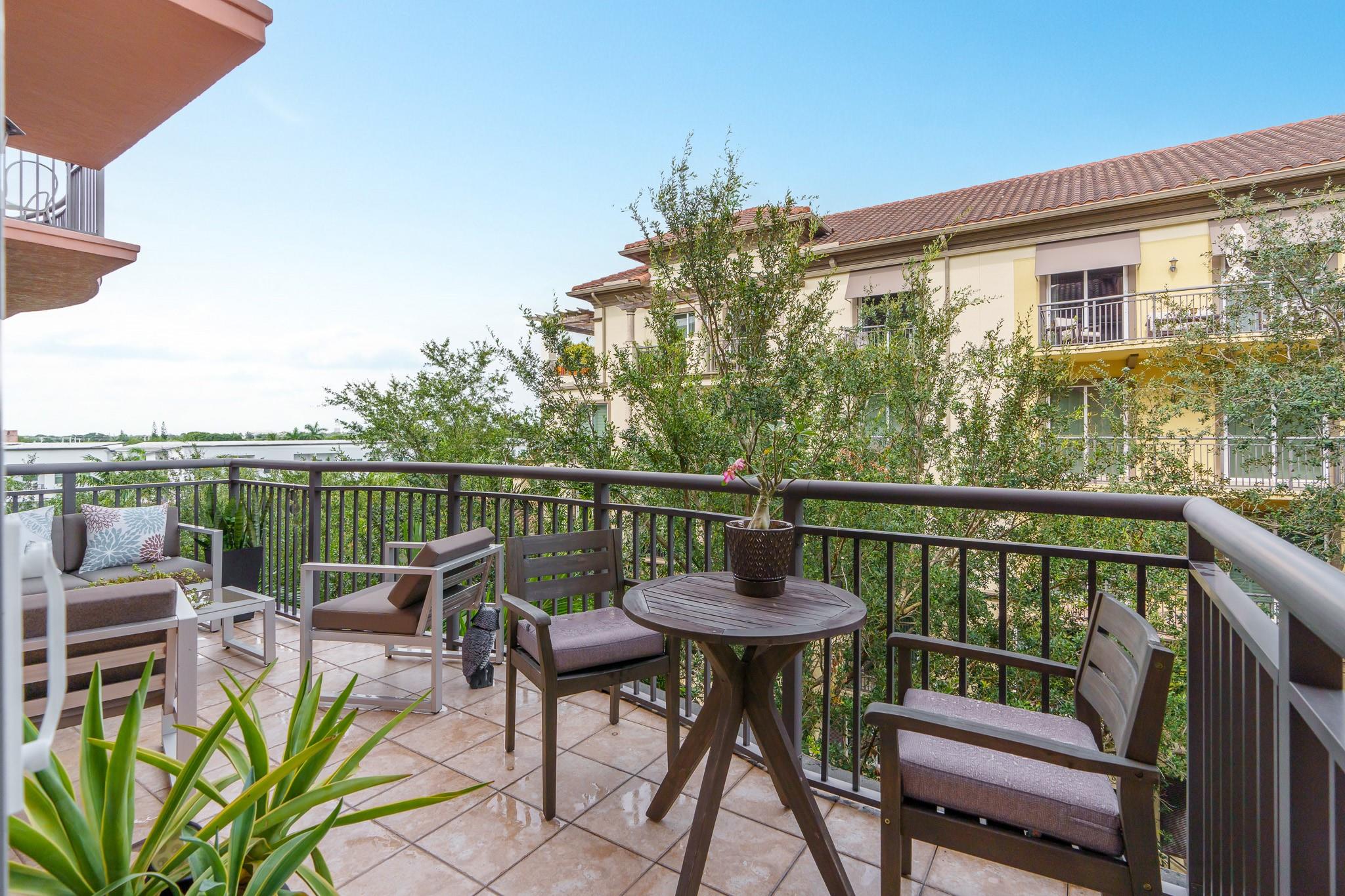 WILTON STATION - Residential