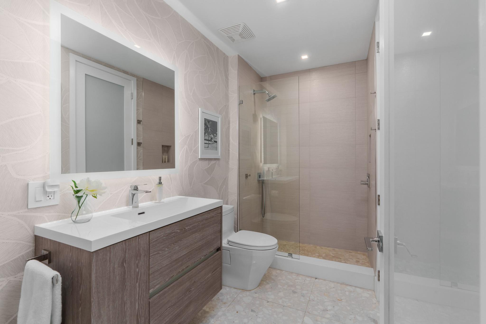 WILTON STATION - Residential