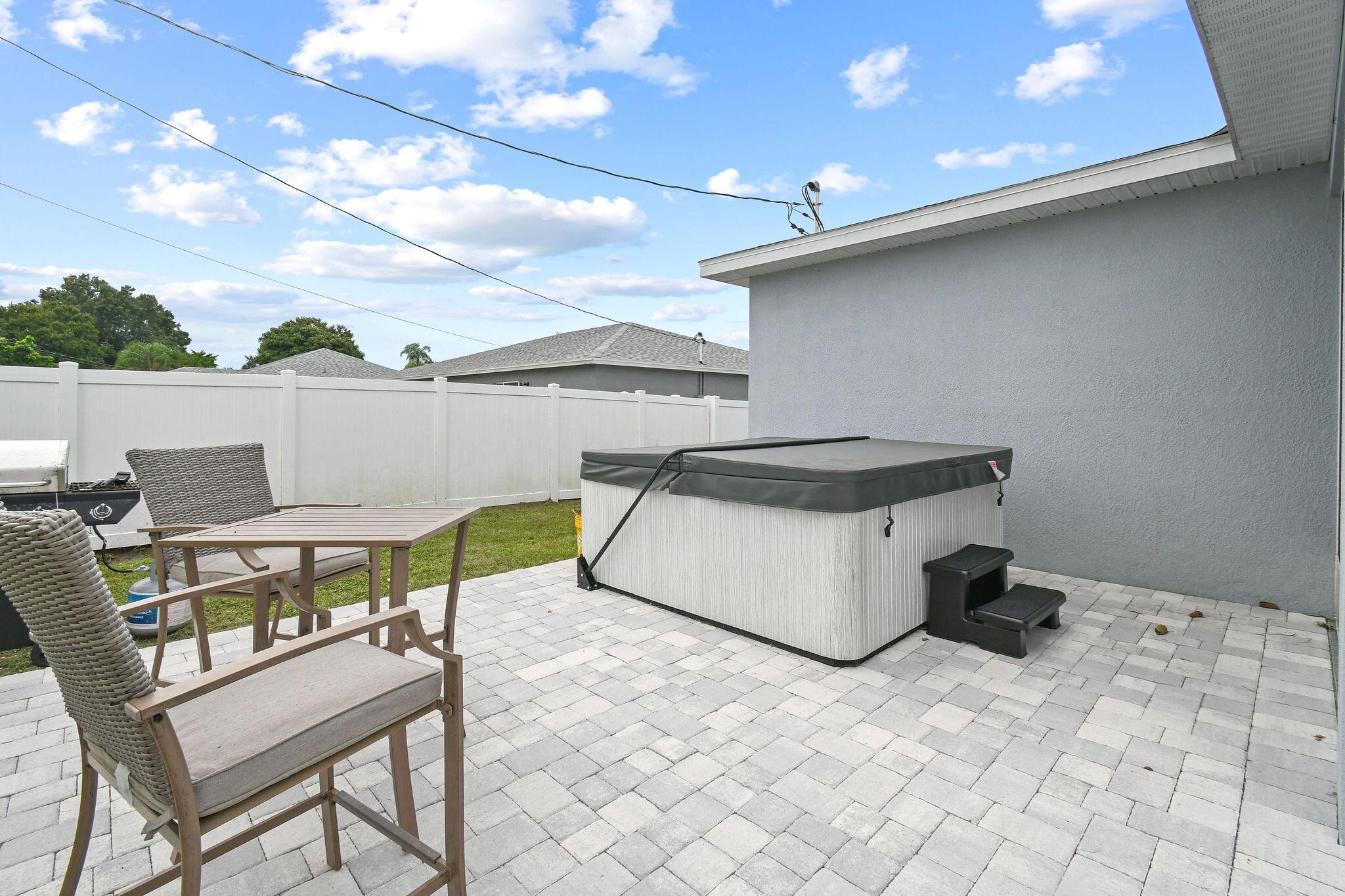 PORT ST LUCIE SECTION 11 - Residential