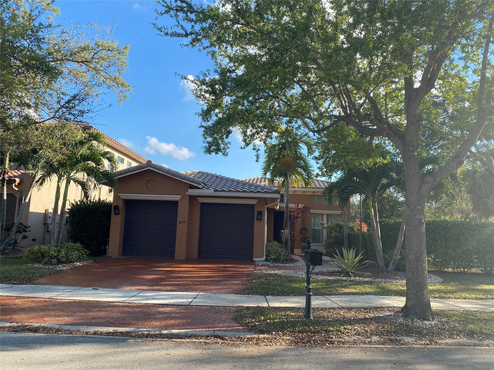 HERON BAY NORTHEAST - Residential Lease