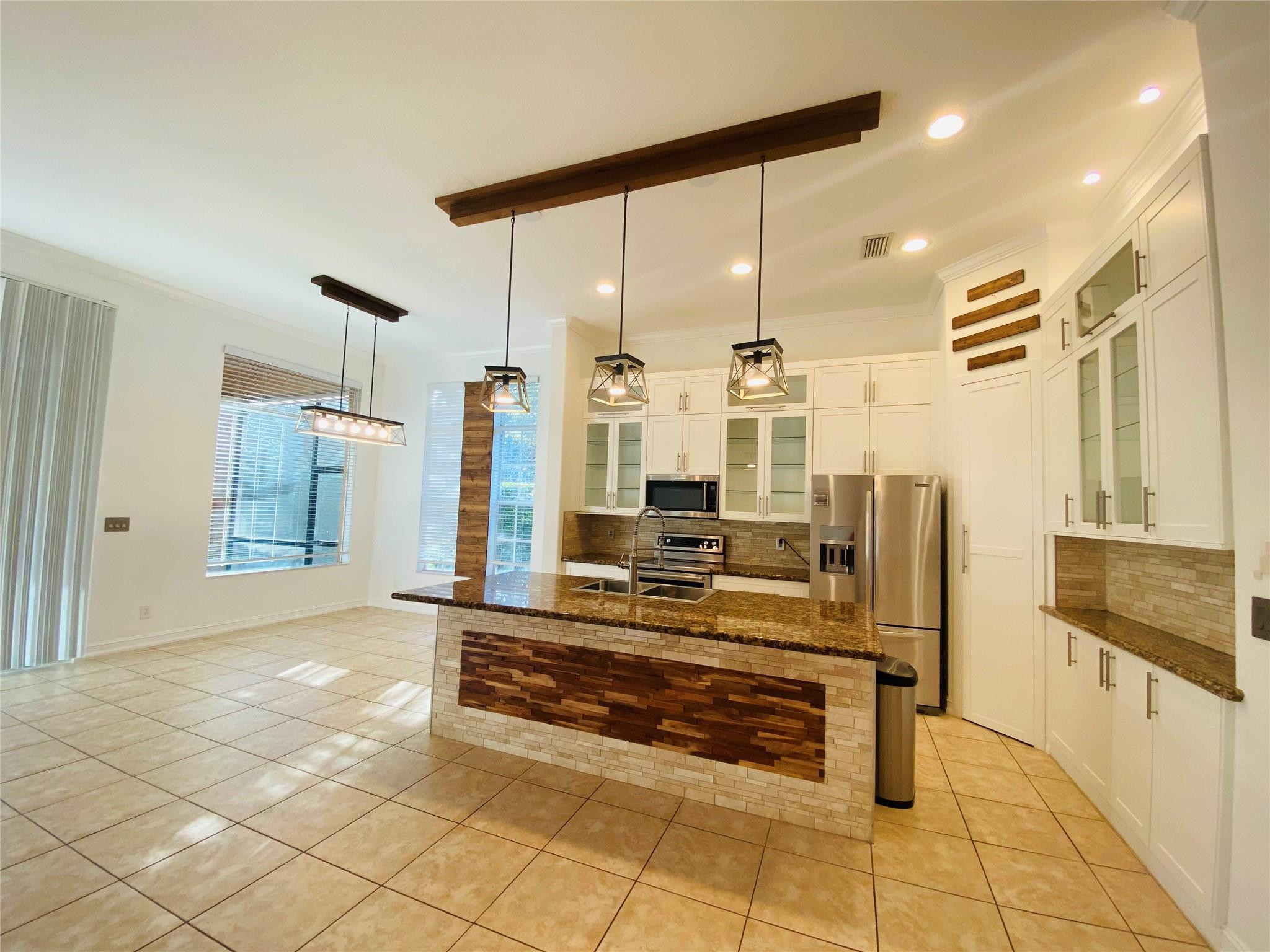 HERON BAY NORTHEAST - Residential Lease