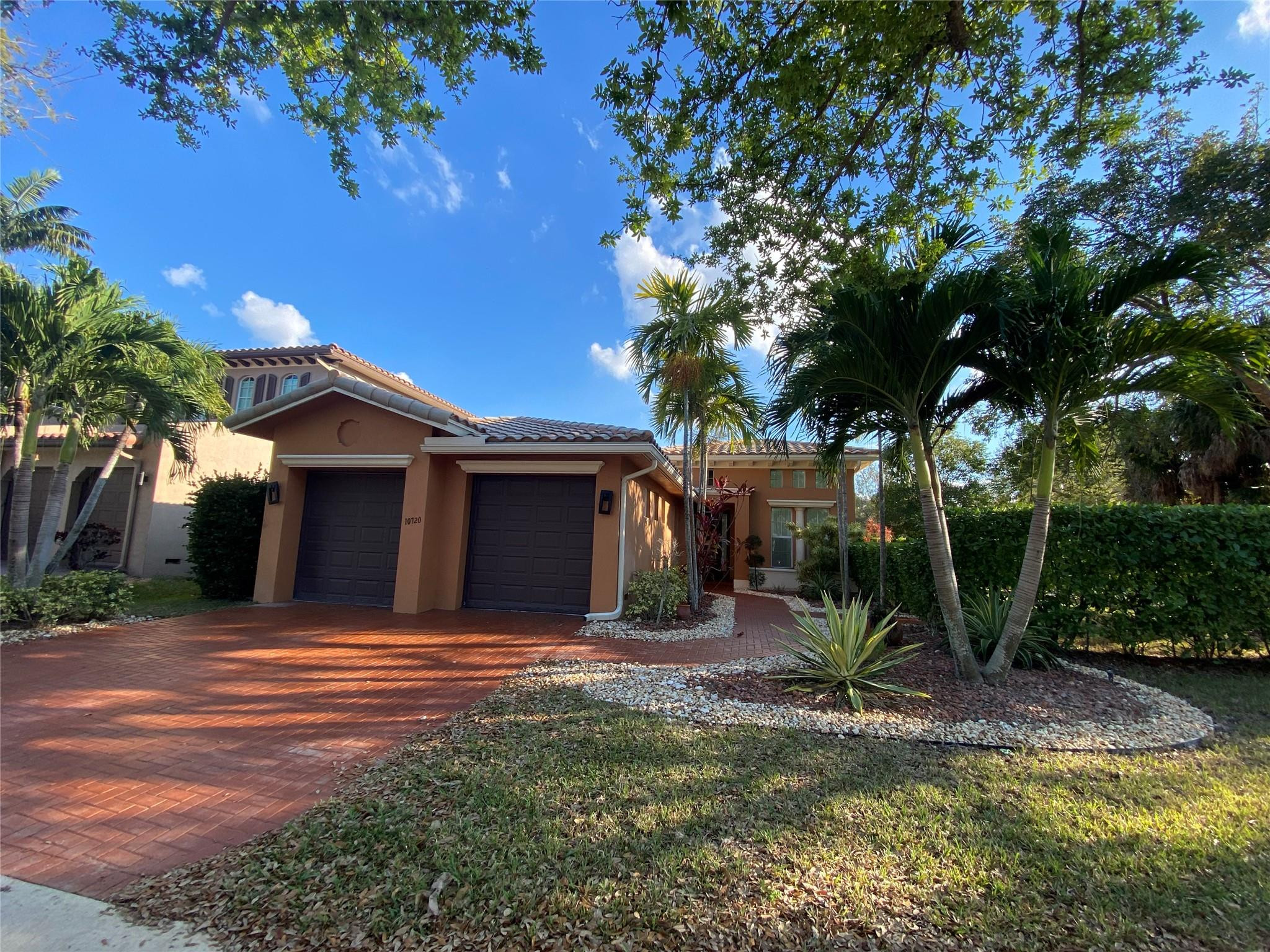 HERON BAY NORTHEAST - Residential Lease