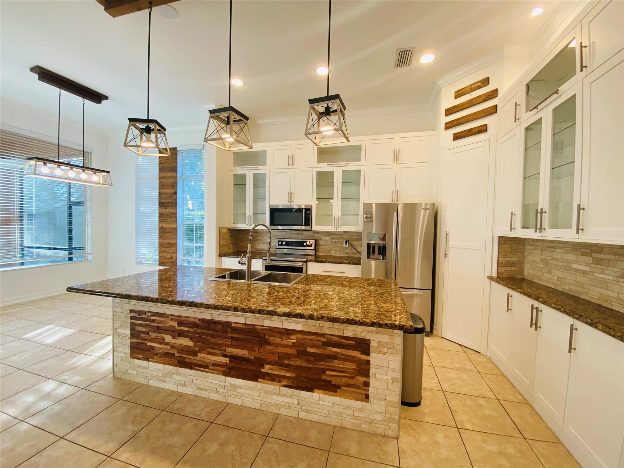 HERON BAY NORTHEAST - Residential Lease