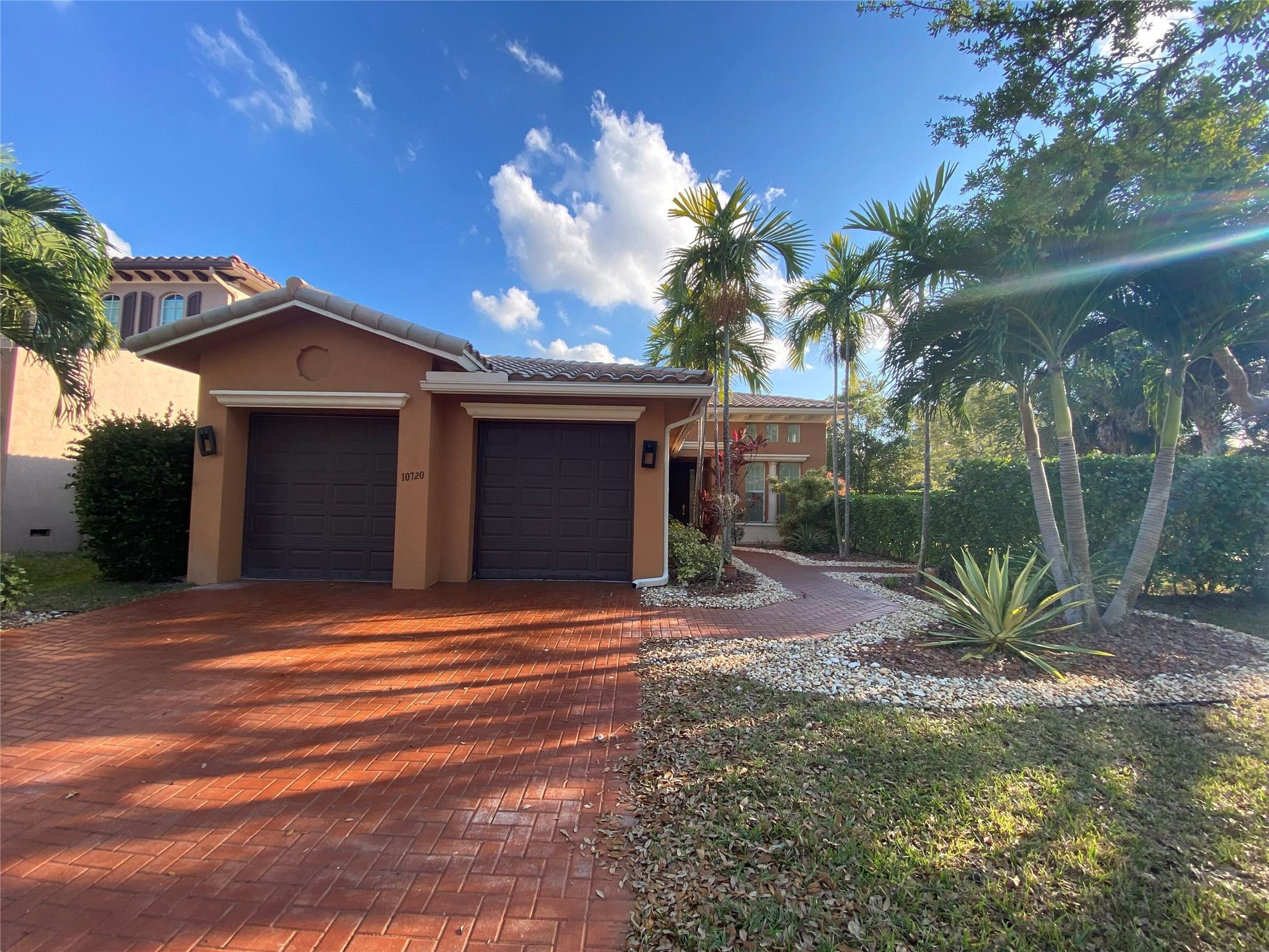 HERON BAY NORTHEAST - Residential Lease