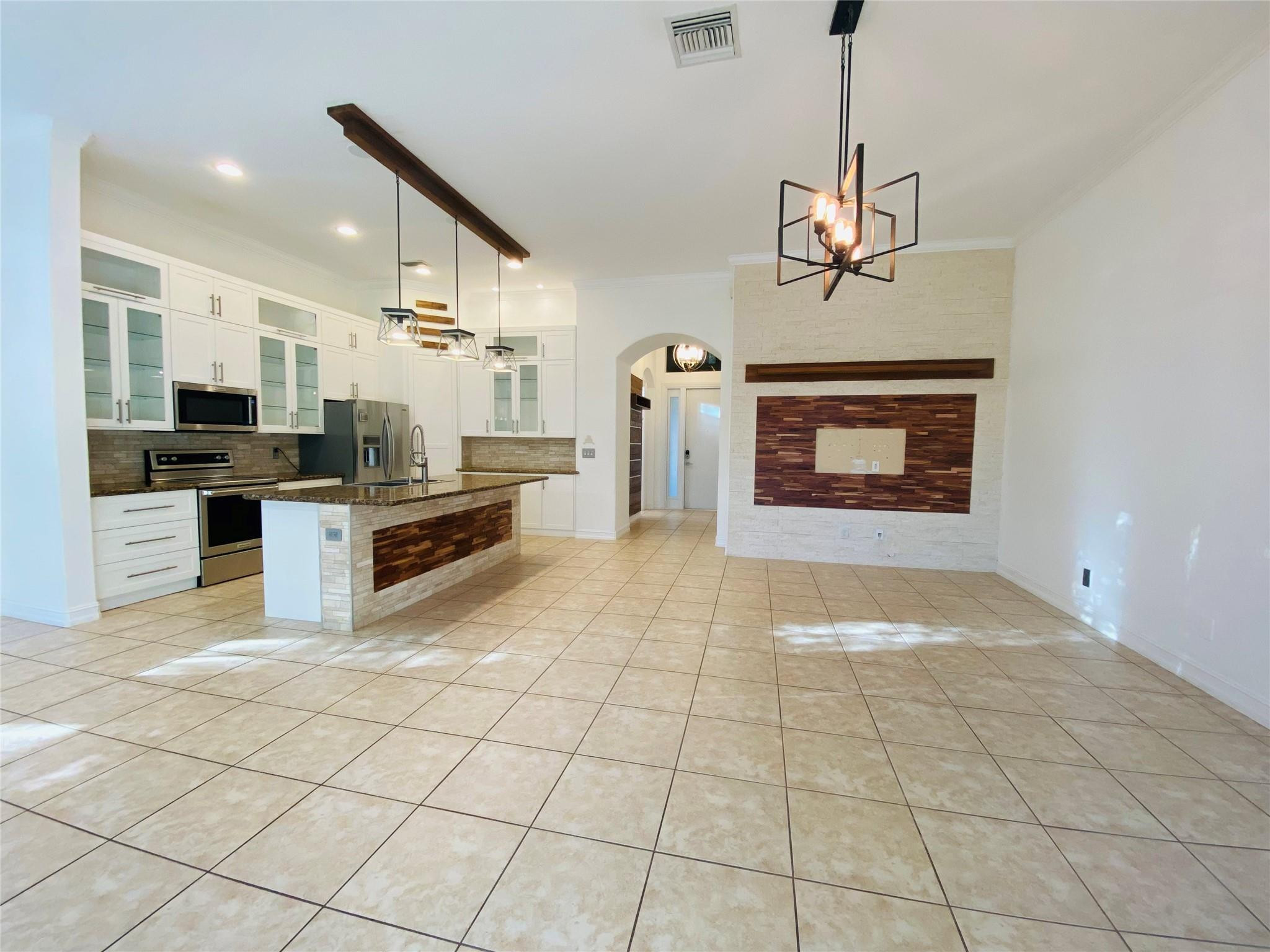 HERON BAY NORTHEAST - Residential Lease