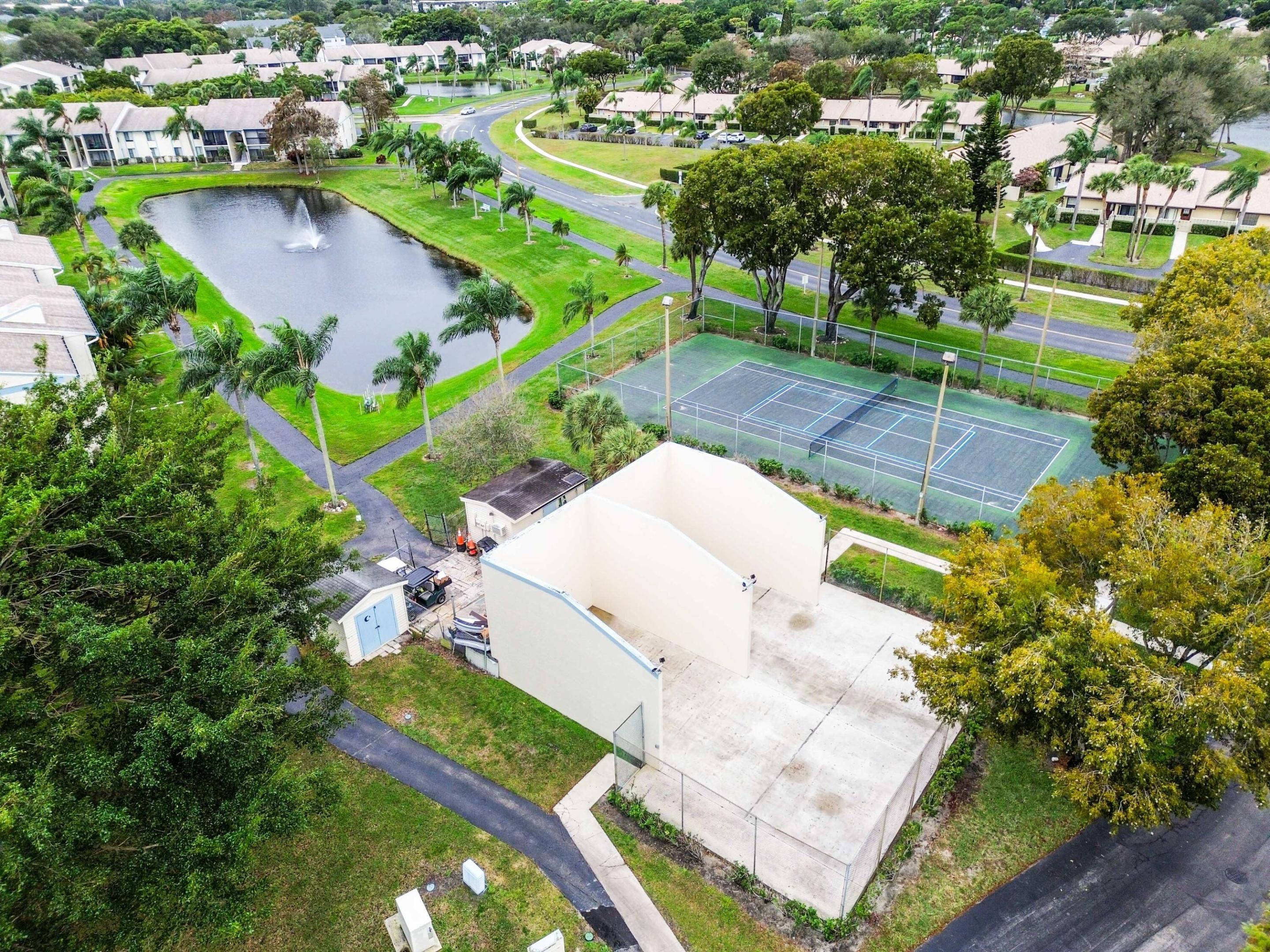 PALM CLUB VILLAGE II CONDO - Residential