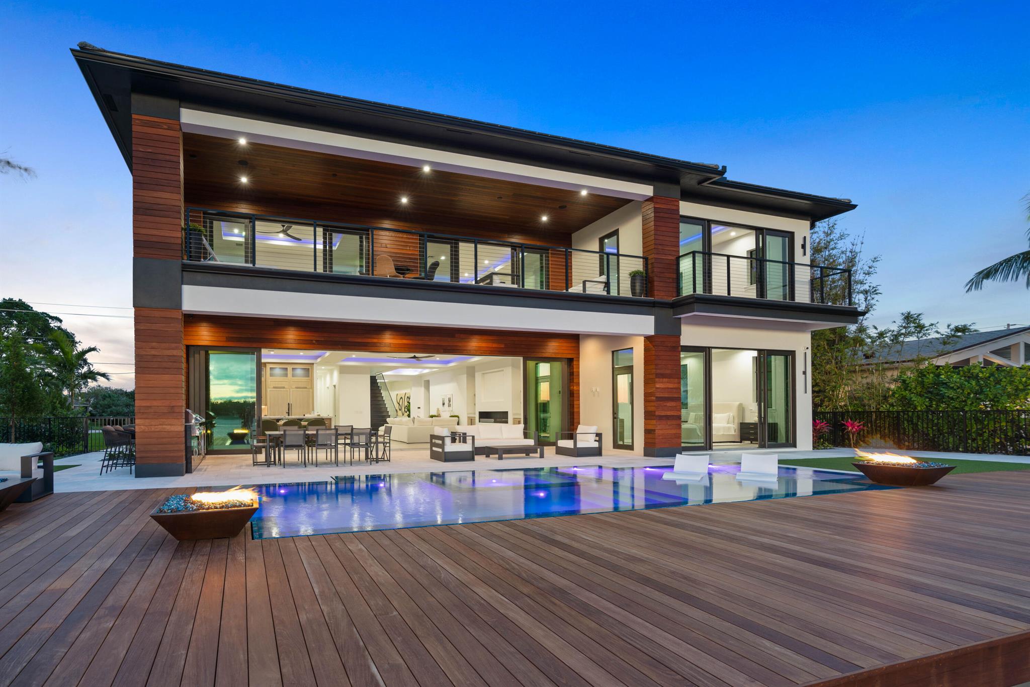 Lake Shores Lantana - Residential