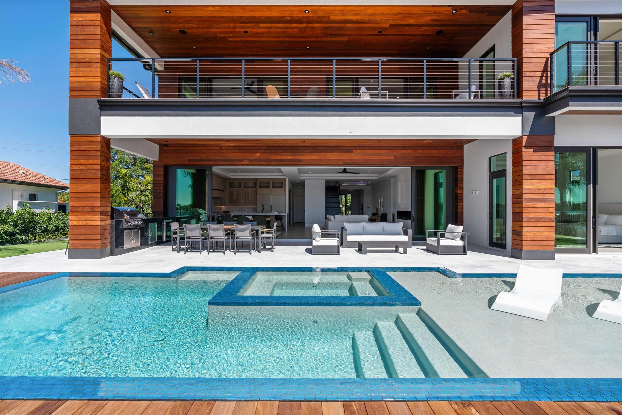 Lake Shores Lantana - Residential