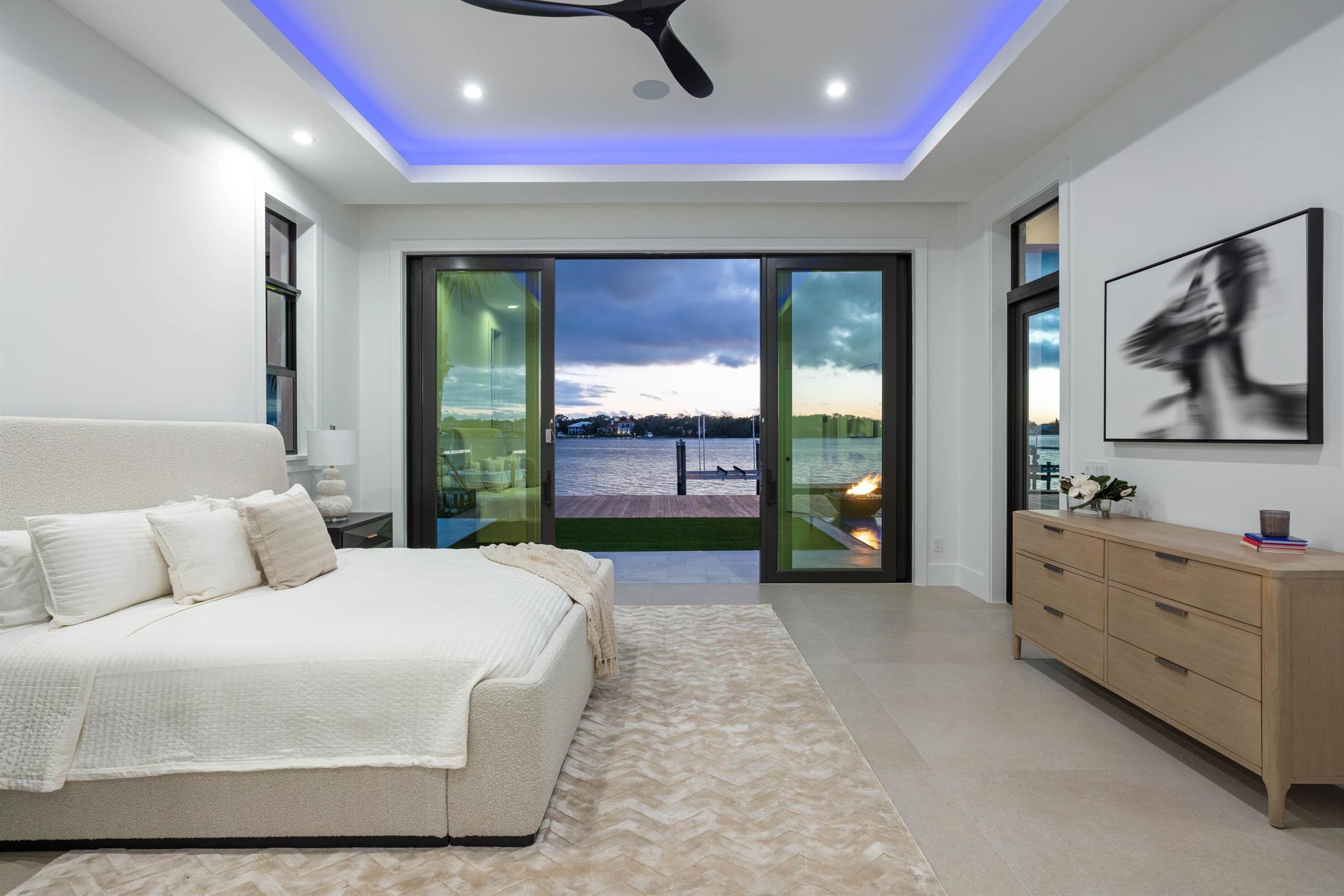 Lake Shores Lantana - Residential