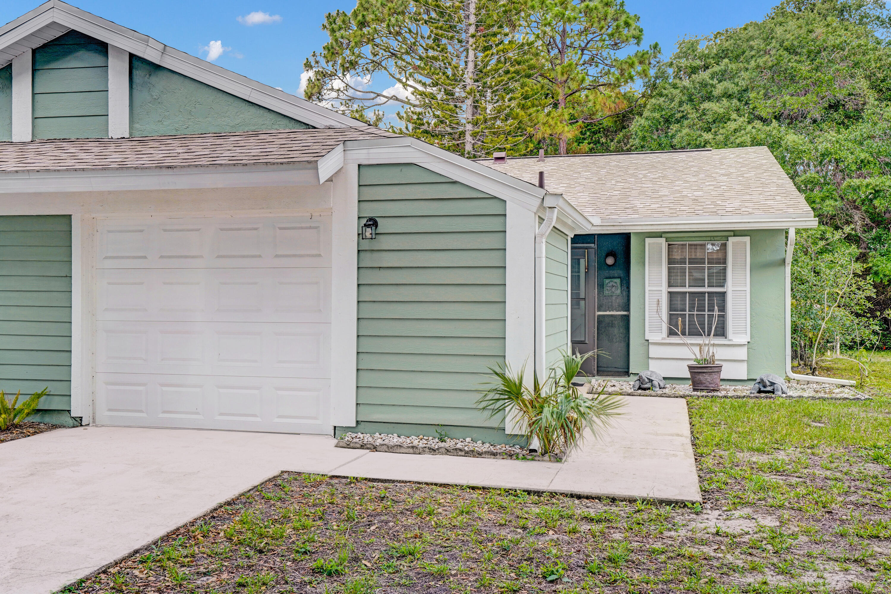 SOUTH PORT ST LUCIE UNIT 17 - Residential