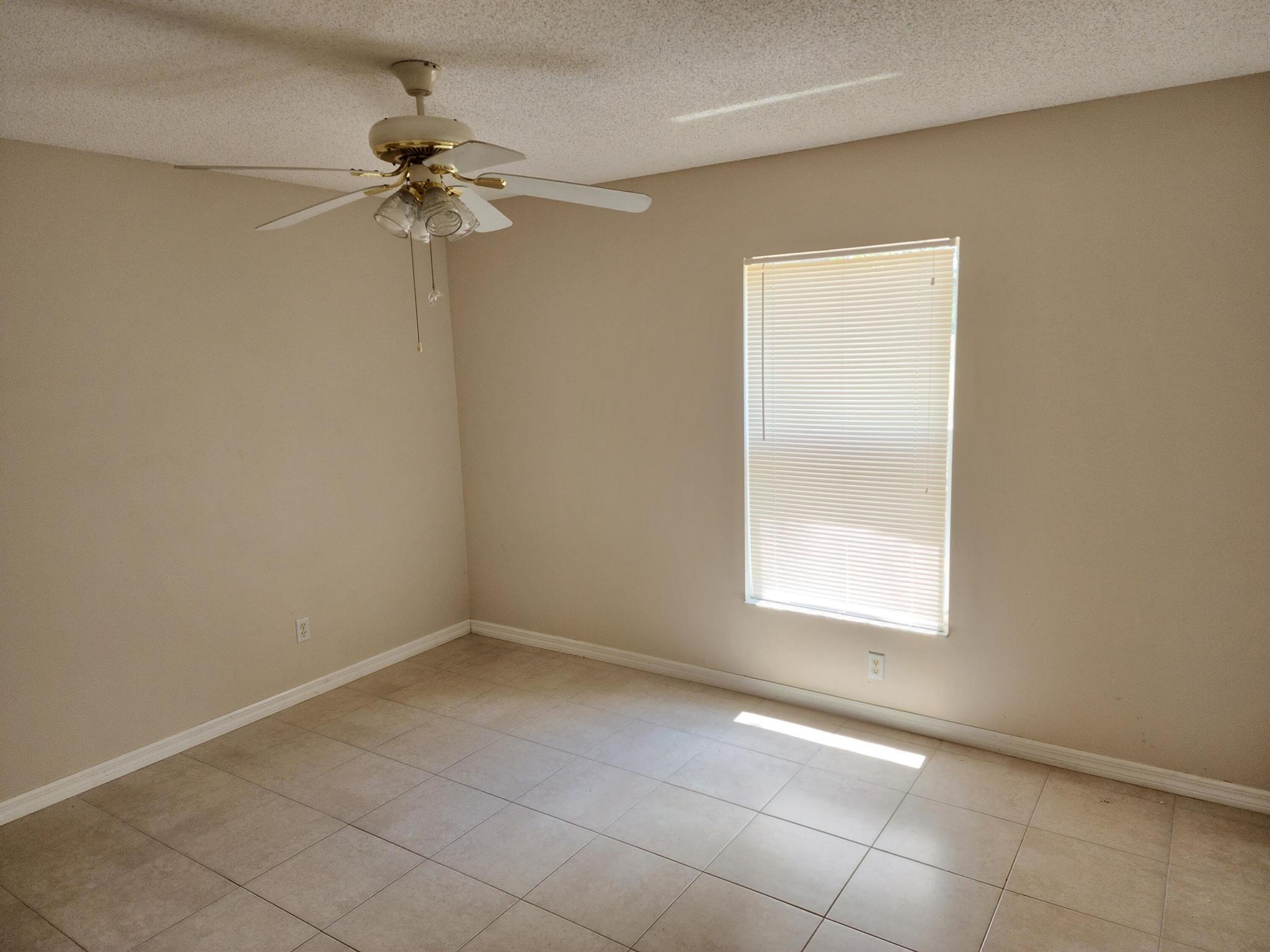 PORT ST LUCIE SECTION 33 - Residential