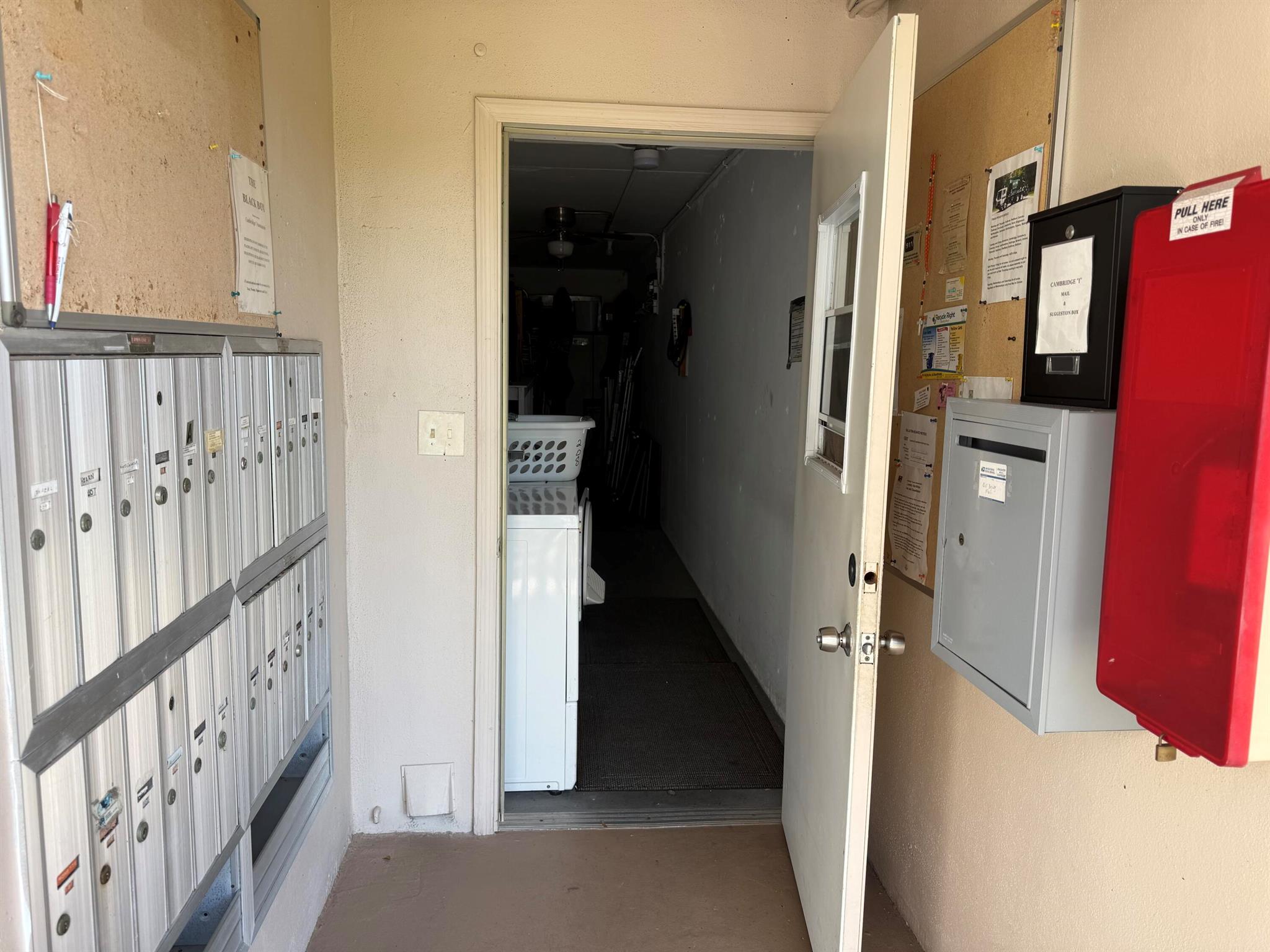 CAMBRIDGE CONDO - Residential