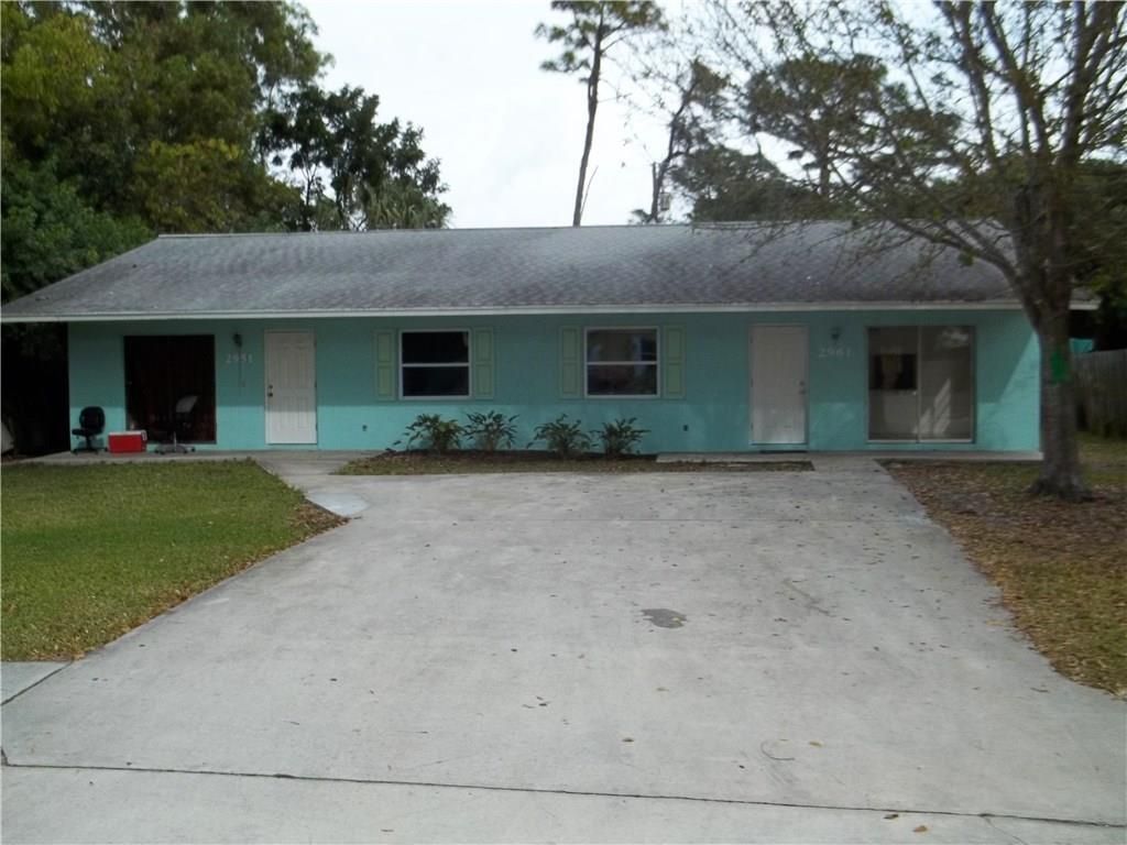 Photo of 2951 SE Fairmont Street, Stuart, FL 34997 (MLS # R11016217)