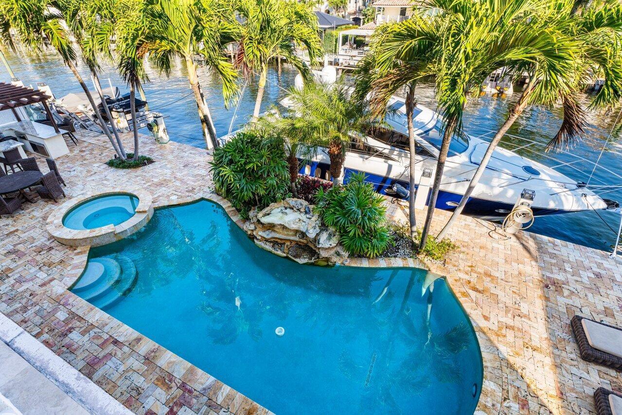 TROPIC ISLE 3RD SEC - Residential