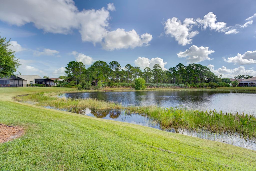 Photo of 7095 SE Twin Oaks Circle, Stuart, FL 34997 (MLS # R10938157)
