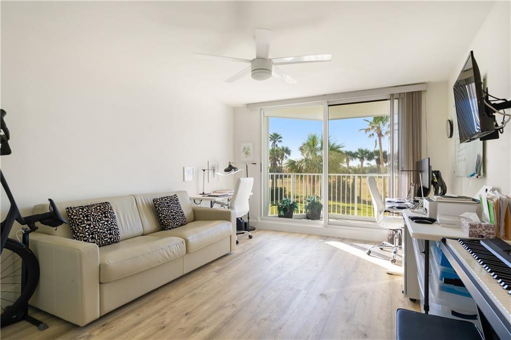 Aquanique Ocean Club - Residential
