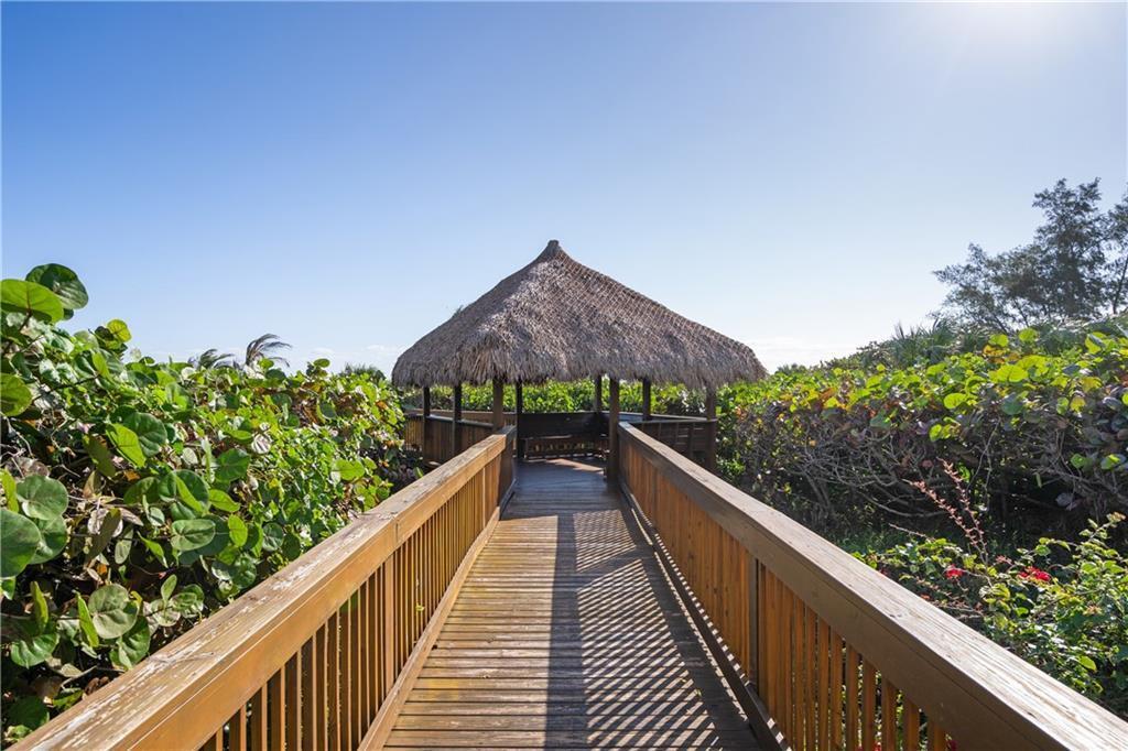 Aquanique Ocean Club - Residential