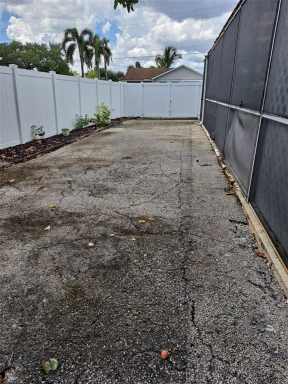 Tamarac Hills 1st Sec 57- - Residential