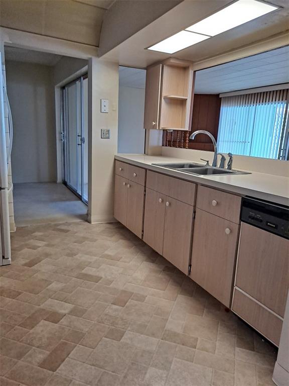 Tamarac Hills 1st Sec 57- - Residential