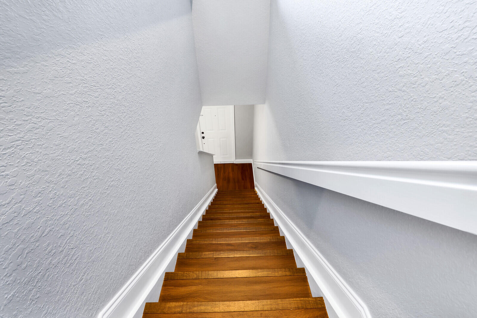 ABACOA TOWN CENTER 3 - Residential Lease