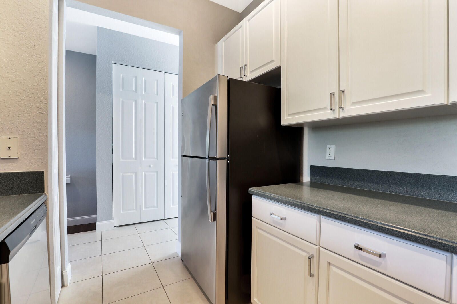 ABACOA TOWN CENTER 3 - Residential Lease