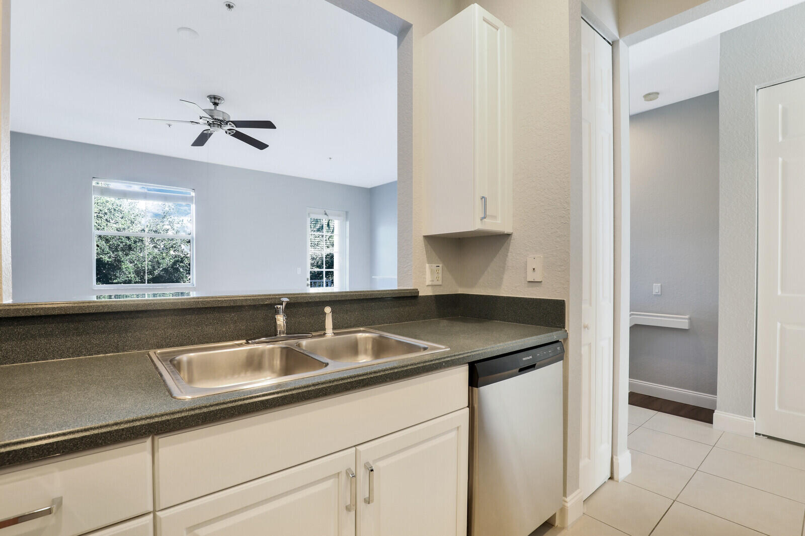 ABACOA TOWN CENTER 3 - Residential Lease