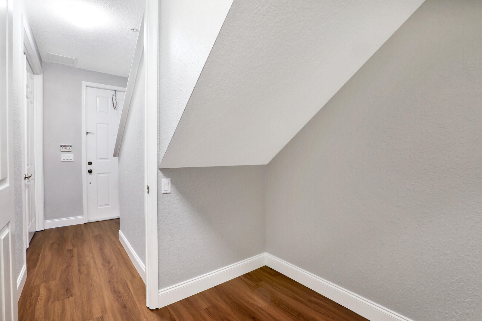 ABACOA TOWN CENTER 3 - Residential Lease